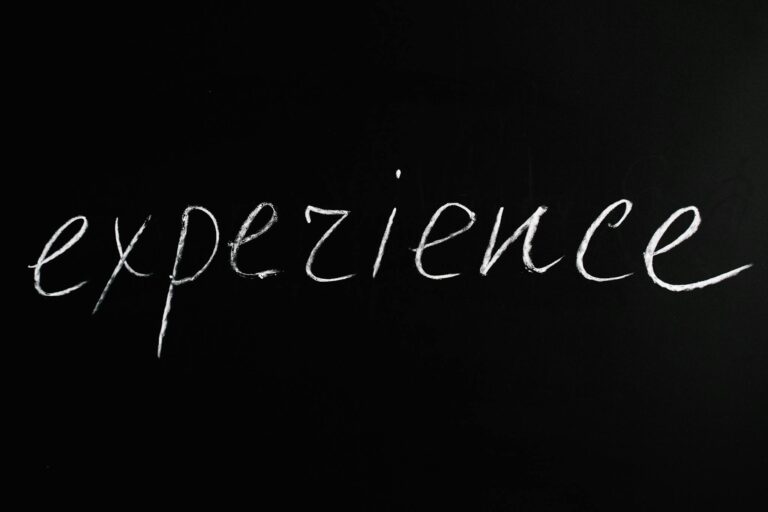 Chalkboard showing 'expezience', emphasizing creativity or error.